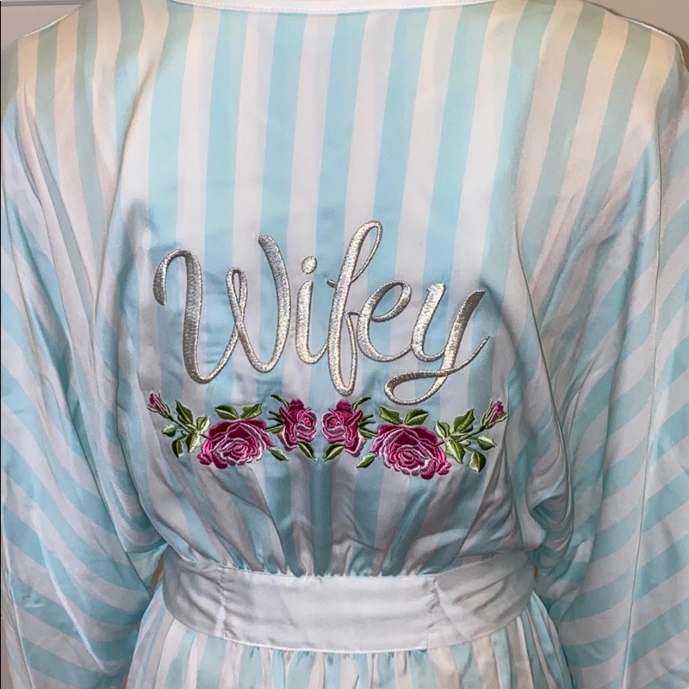 Blue by Betsy Johnson Wifey Satin Robe